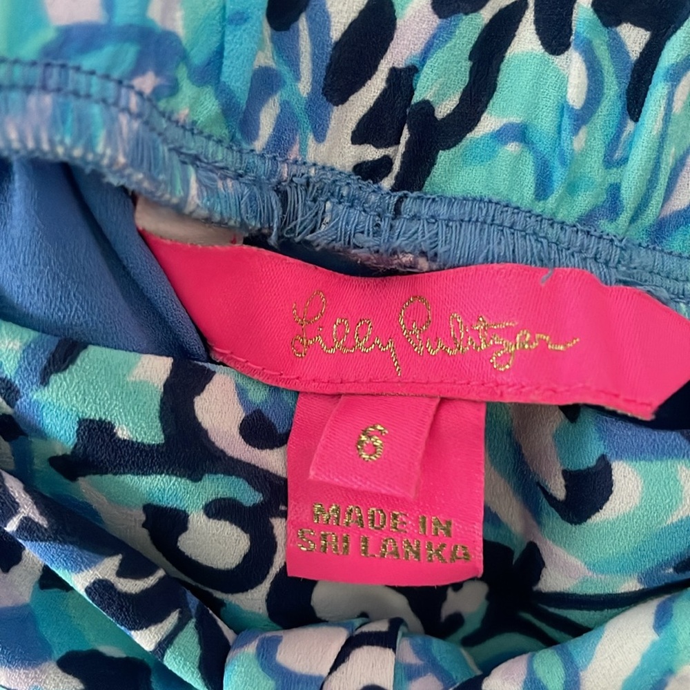 Lilly Shorts - Picture 3 of 4
